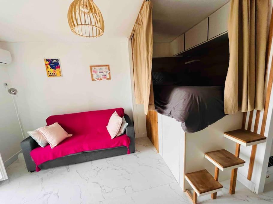 Charmant Studio Pour 3 Personnes Vallauris Luaran gambar